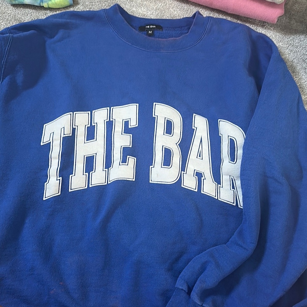 The BAR women’s size medium crew neck